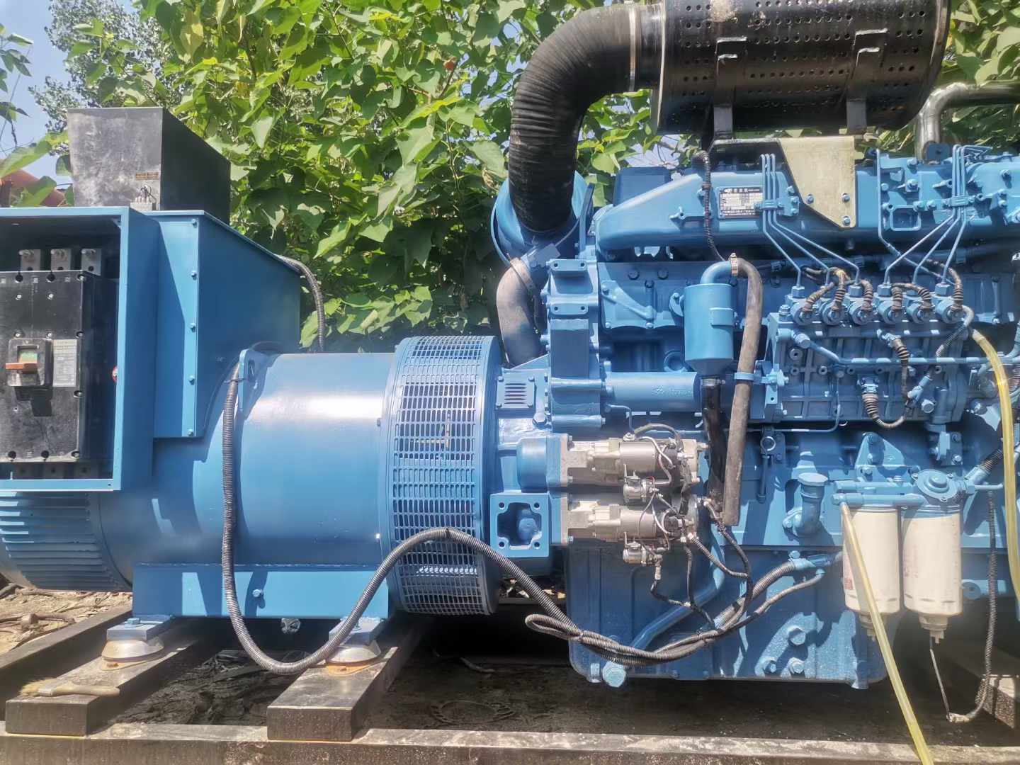 鄞州详细说明降低 800kW 柴油发电机输出电流波动的方法